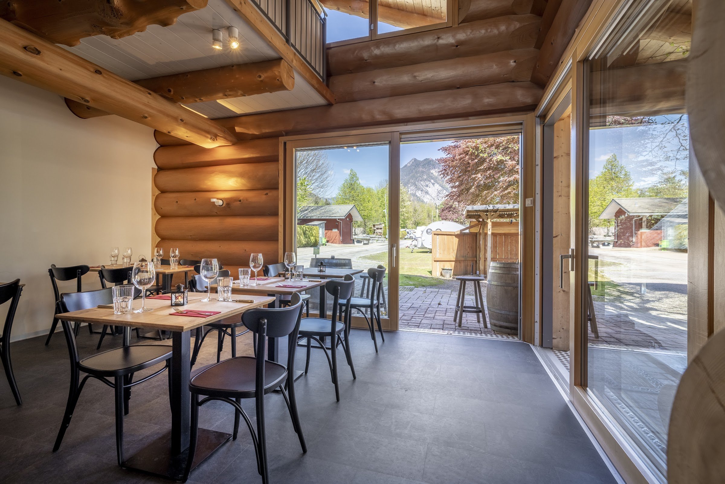 Camping Alpenblick (Unterseen / Lake Thun)